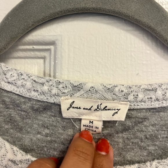 Jane and Delancey Lace Sweater, size Medium - Picture 3 of 4